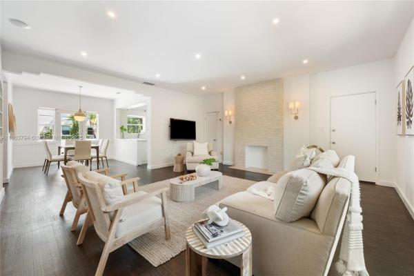 Kim Aimee, 4015 N Meridian Ave #4, Miami Beach, Florida 33140, image 3