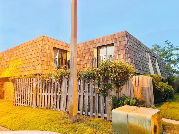 Forest Lakes Townhomes, 1705 Forest Lakes Cir #A, West Palm Beach, Florida 33406, image 1