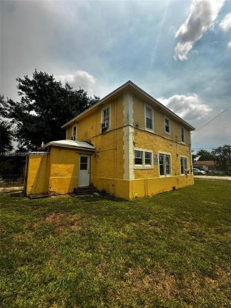 Belvedere, 1925 NW 56th St, Brownsville, Florida 33142, image 2