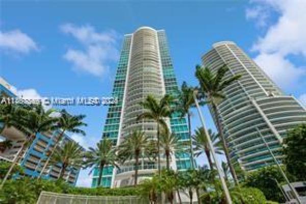 2101 Brickell Ave 2207, Miami, Florida 33129, image 1