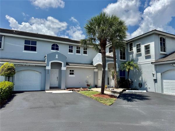 Les Chateaux, 4850 Grapevine Way, Davie, Florida 33331, image 1