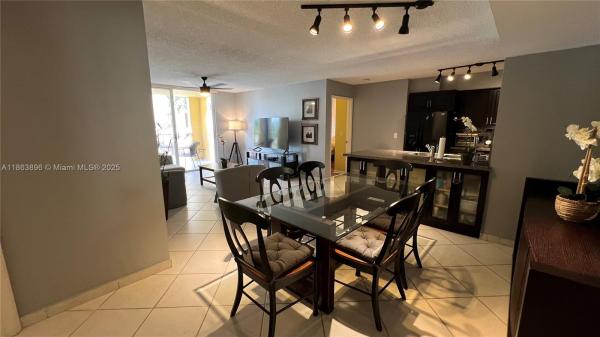 The Yacht Club At Aventura, 19555 E Country Club Dr 8305, Aventura, Florida 33180, image 1