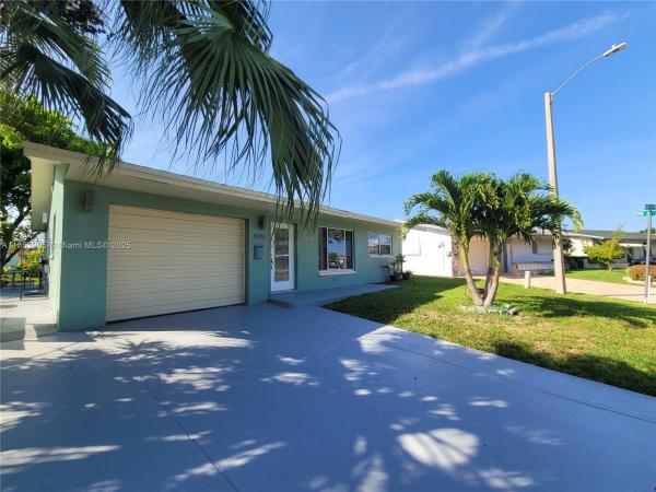 Mainlands Of Tamarac Lakes, 4519 NW 49th Dr, Tamarac, Florida 33319, image 1