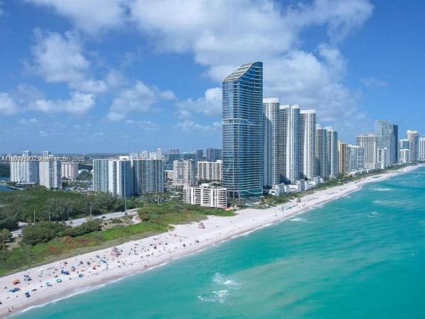 Arlen House East, 100 Bayview Dr 1924, Sunny Isles Beach, Florida 33160, image 1