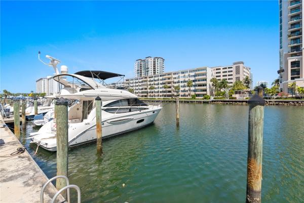 Arlen House East, 100 Bayview Dr #1924, Sunny Isles Beach, Florida 33160, image 1