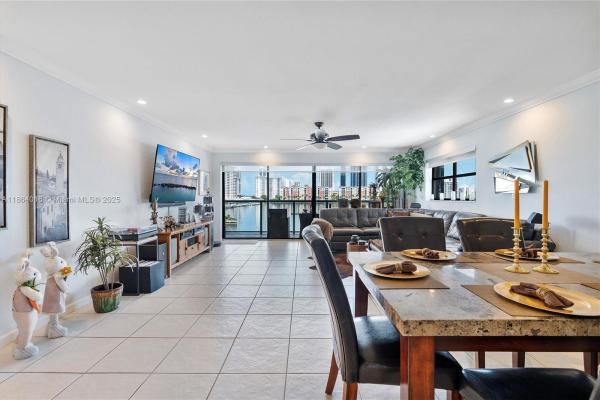 Pelican Landing, 4000 NE 168th St #PH-5A, North Miami Beach, Florida 33160, image 2
