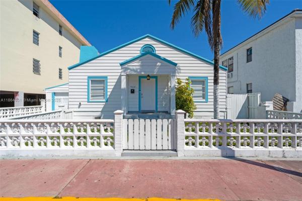 Altos Del Mar, 7835 Harding Ave #1, Miami Beach, Florida 33141, image 1
