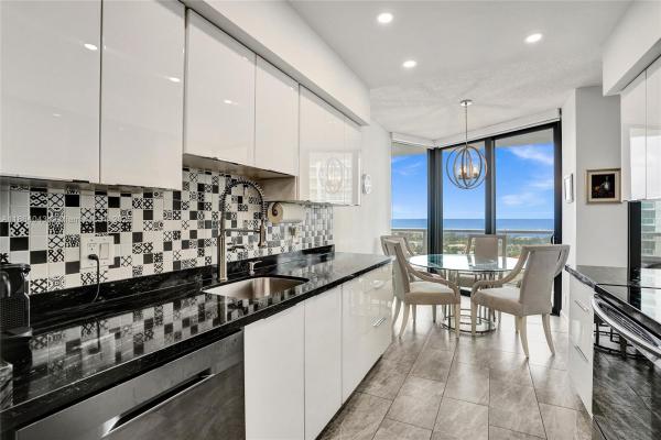 Hamptons West, 20281 E Country Club Dr 1712, Aventura, Florida 33180, image 1
