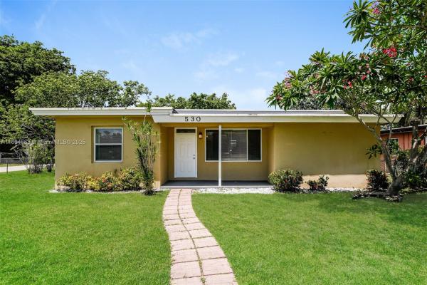 Hollywood Little Ranches, 530 S 28th Ave, Hollywood, Florida 33020, image 1