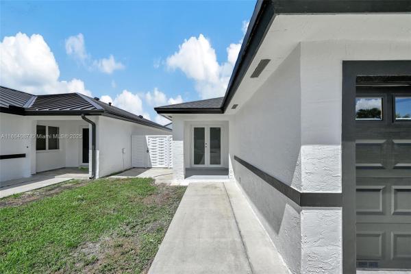 Bird Lakes South, 5348 SW 142nd Pl, Kendale Lakes, Florida 33175, image 3