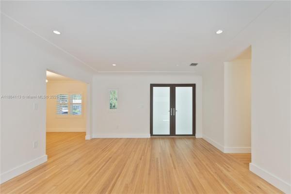Riviera, 518 Daroco Ave, Coral Gables, Florida 33146, image 3