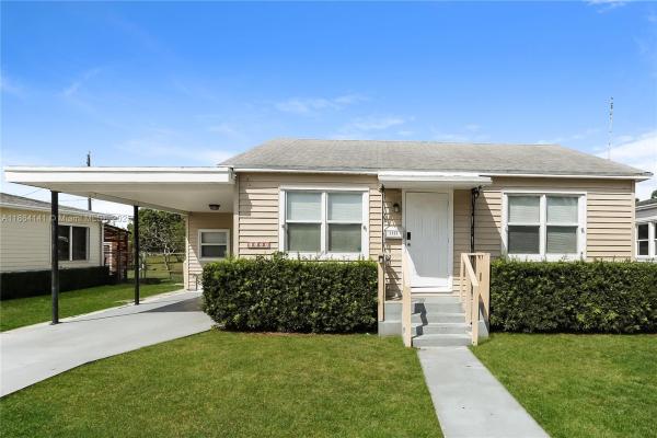 Hillcrest, 1121 Magnolia St, West Palm Beach, Florida 33405, image 1