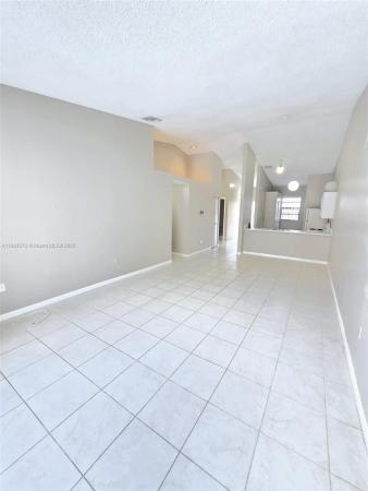 6708 NW 193rd Ter, Hialeah, Florida 33015, image 1