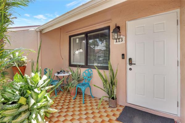 Kendalaire Villas, 7680 SW 156th Ct #B113, Kendall West, Florida 33193, image 3