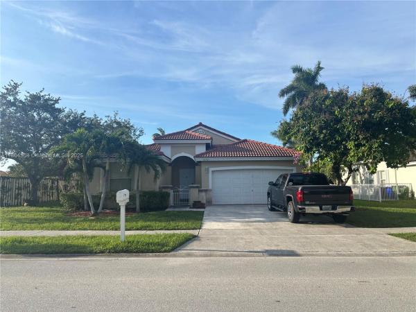 Keystone Lake, 18581 NW 23rd St, Pembroke Pines, Florida 33029, image 1