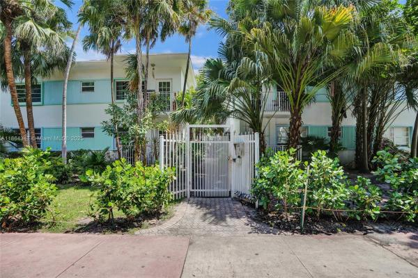 Meridian Court, 911 Meridian Ave 104, Miami Beach, Florida 33139, image 1