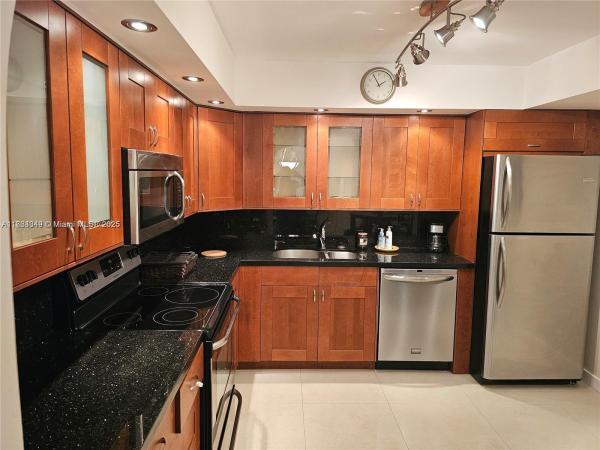 Winston Towers 500, 301 174th St #408, Sunny Isles Beach, Florida 33160, image 2