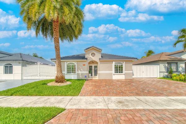 16886 SW 143rd Pl, Miami, Florida 33177, image 1