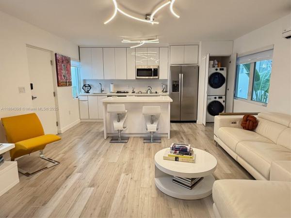 Canterbury At Lincoln Road, 1610 Euclid Ave #B203, Miami Beach, Florida 33139, image 1