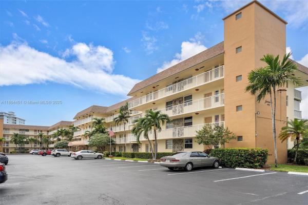 The Islands Jamaica, 1891 S Ocean Dr #202, Hallandale Beach, Florida 33009, image 1