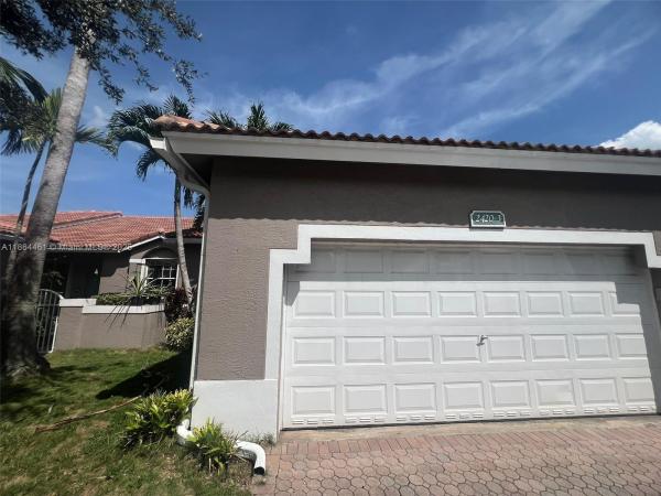 Regency Homes At Fairway Isles, 2420 E Aragon Blvd #3, Sunrise, Florida 33313, image 2