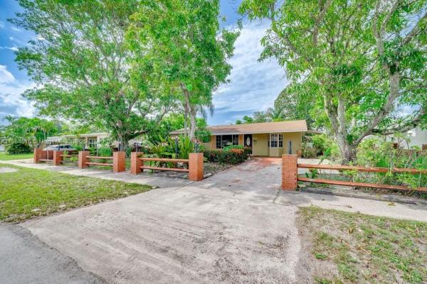 Boulevard Heights, 7140 Fillmore St #7140, Hollywood, Florida 33024, image 1
