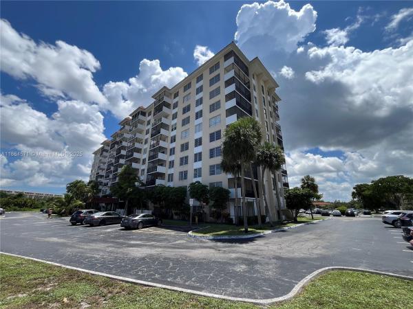The Manors Of Inverrary, 4164 Inverrary Dr #215, Lauderhill, Florida 33319, image 1