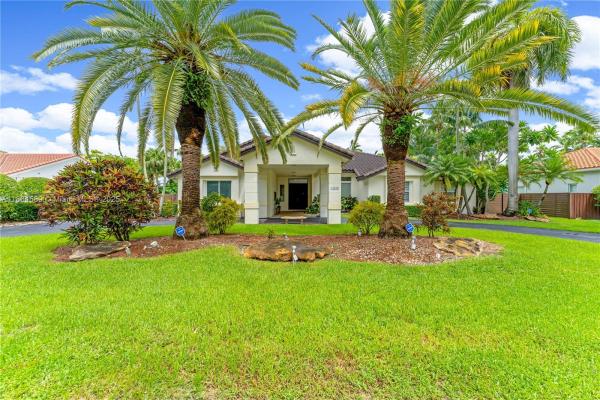 Poinciana Gardens, 11919 SW 72nd Ter, Kendale Lakes, Florida 33183, image 3