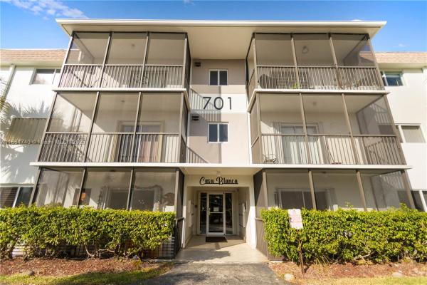 Casa Blanca, 701 NE 1st Ct #209, Hallandale Beach, Florida 33009, image 1