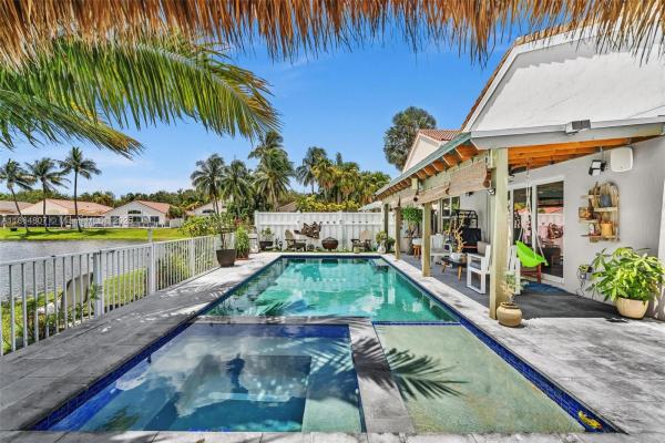 Banyan Oakridge, 3388 SW 49th St, Hollywood, Florida 33312, image 1
