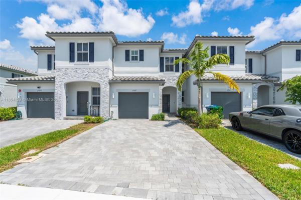 Sunset Trails, 11927 NW 46th St, Coral Springs, Florida 33076, image 1