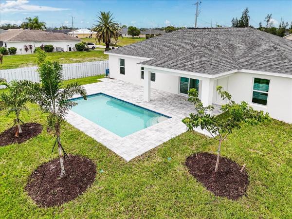 Cape Coral, 1927 Nw 22nd Pl, Cape Coral, Florida 33993, image 1