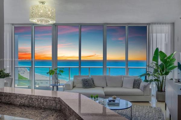 Continuum On South Beach The South Tower, 100 S Pointe Dr #2208, Miami Beach, Florida 33139, image 2