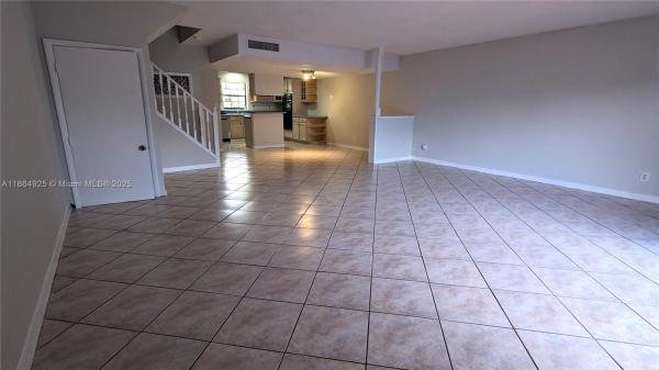 Chateaulaine, 11572 NW 2nd St, Plantation, Florida 33325, image 2