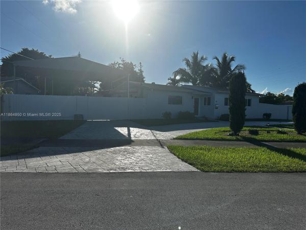 1433 SW 92nd Pl, Miami, Florida 33174, image 1