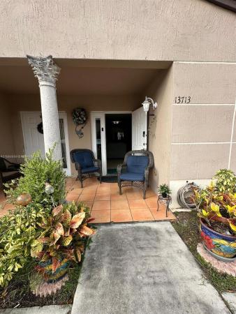 13713 SW 171st Ln, Unincorporated Dade County, Florida 33177, image 1