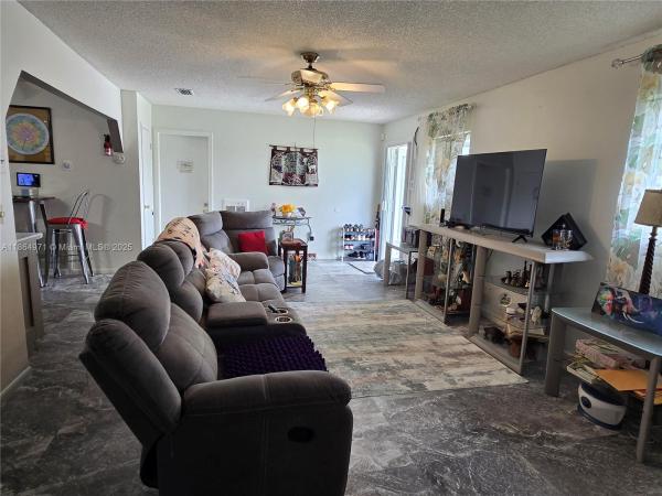 Pleasure Village, 14270 SW 285th St, Leisure City, Florida 33033, image 3