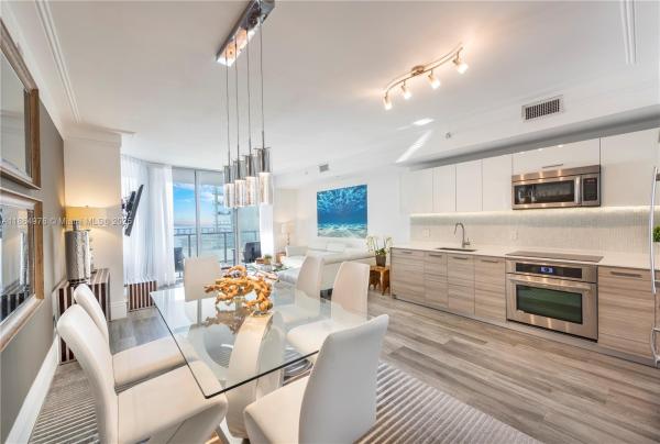 Brickell House, 1300 Brickell Bay Dr #1909, Miami, Florida 33131, image 1