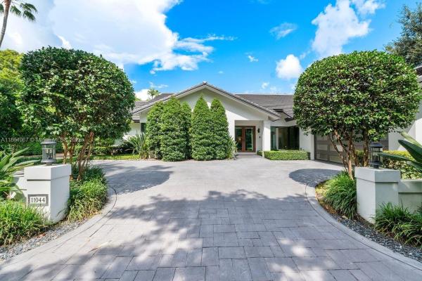 Pinecrest Arabesque Estates, 11044 SW 77th Court Cir, Pinecrest, Florida 33156, image 1