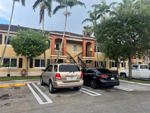 Monterey At Malibu Bay, 3390 NE 9th St #201, Homestead, Florida 33033, image 2