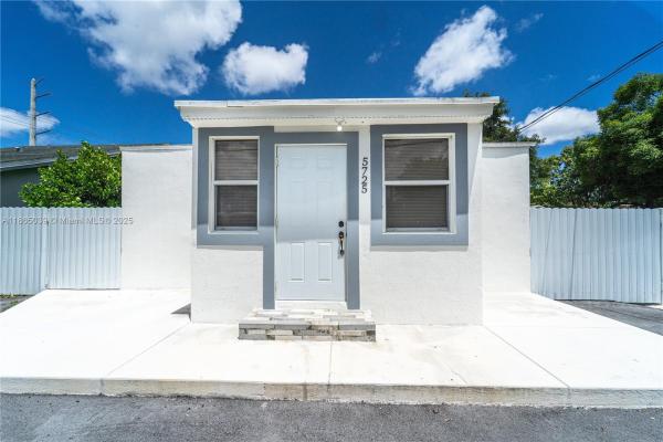 5725 NW 24th Ave, Miami, Florida 33142, image 1
