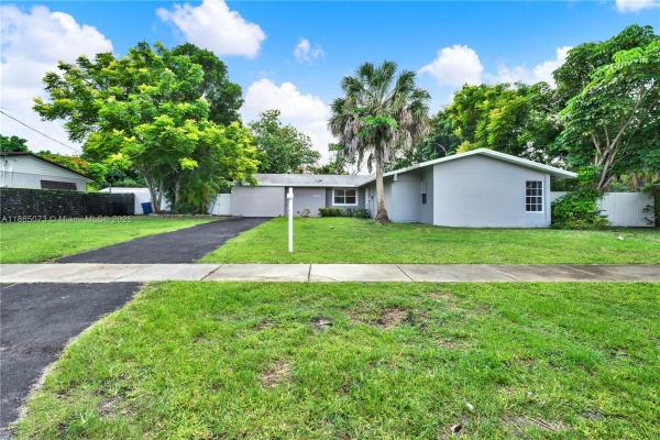 15831 Palmetto Club Dr 0, Unincorporated Dade County, Florida 33157, image 1