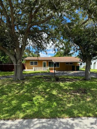 Davis Isles, 4449 SW 35th Ave, Dania Beach, Florida 33312, image 1