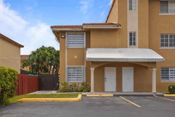 Coral Villas West, 3378 W 80th St #103, Hialeah, Florida 33018, image 1