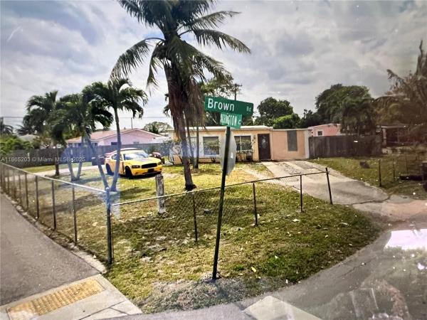 San Castle, 590 Brown Rd, Lake Worth Beach, Florida 33462, image 1