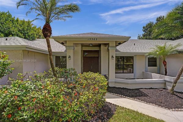 Meadow Wood Of The Landings At Wellington, 15365 Meadow Wood Dr, Wellington, Florida 33414, image 1