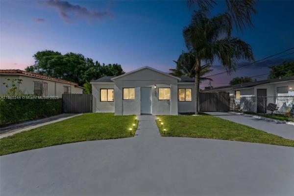889 NW 102nd St, Miami, Florida 33150, image 1