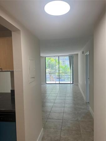 Bayswater Court, 2935 NE 163 St 3p, North Miami Beach, Florida 33160, image 1