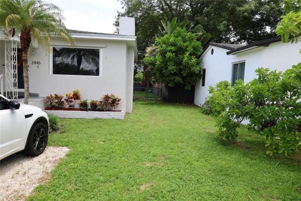 Hollywood Terrace, 2446 Grant St, Hollywood, Florida 33020, image 2