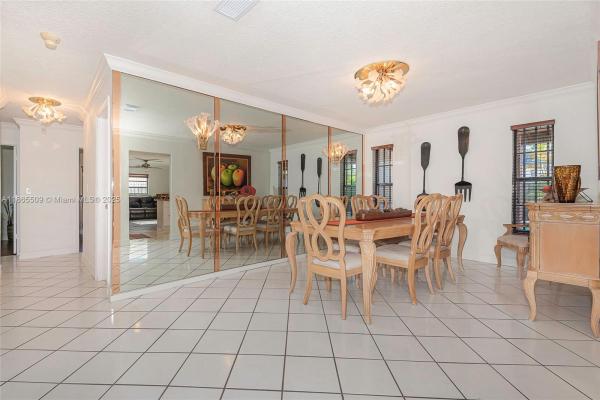 Clasca Villas, 13137 SW 3rd St, Tamiami, Florida 33184, image 3